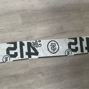 OS SF Giants green/white scarf